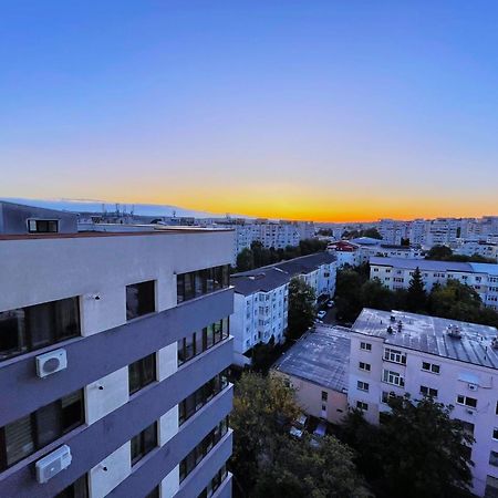 Taste Of Iasi - Two Room Apartment - Central - Sunset Touch Esterno foto