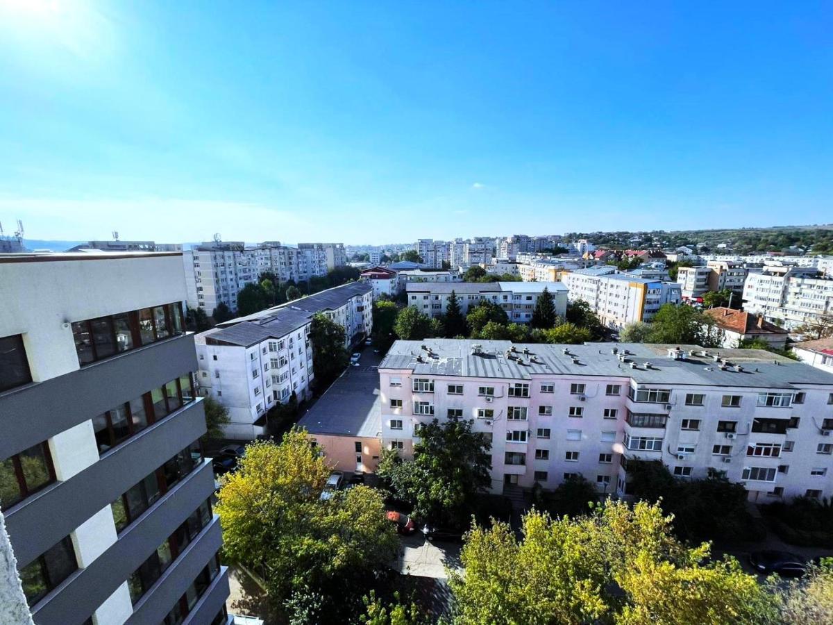 Taste Of Iasi - Two Room Apartment - Central - Sunset Touch Esterno foto
