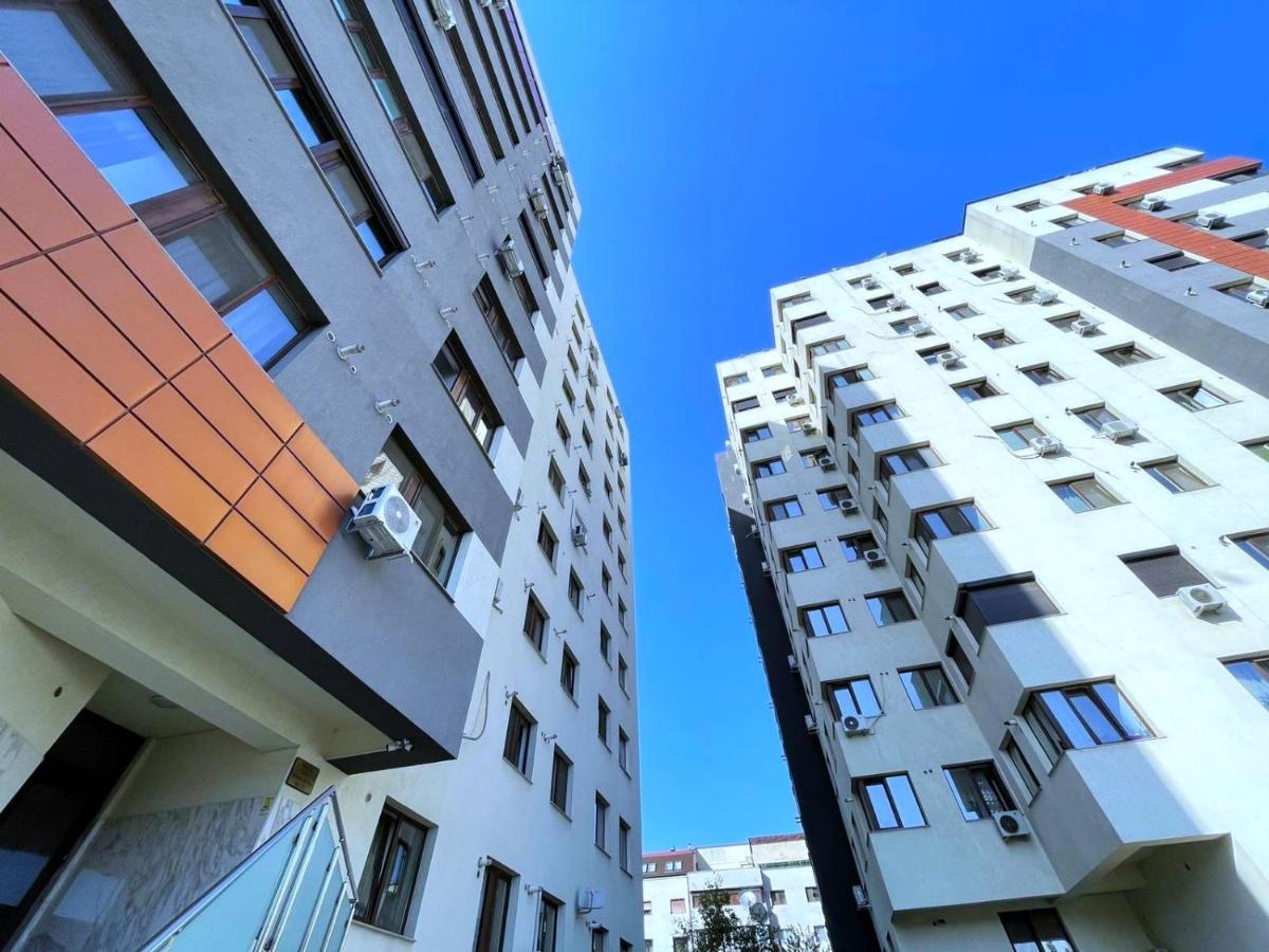 Taste Of Iasi - Two Room Apartment - Central - Sunset Touch Esterno foto