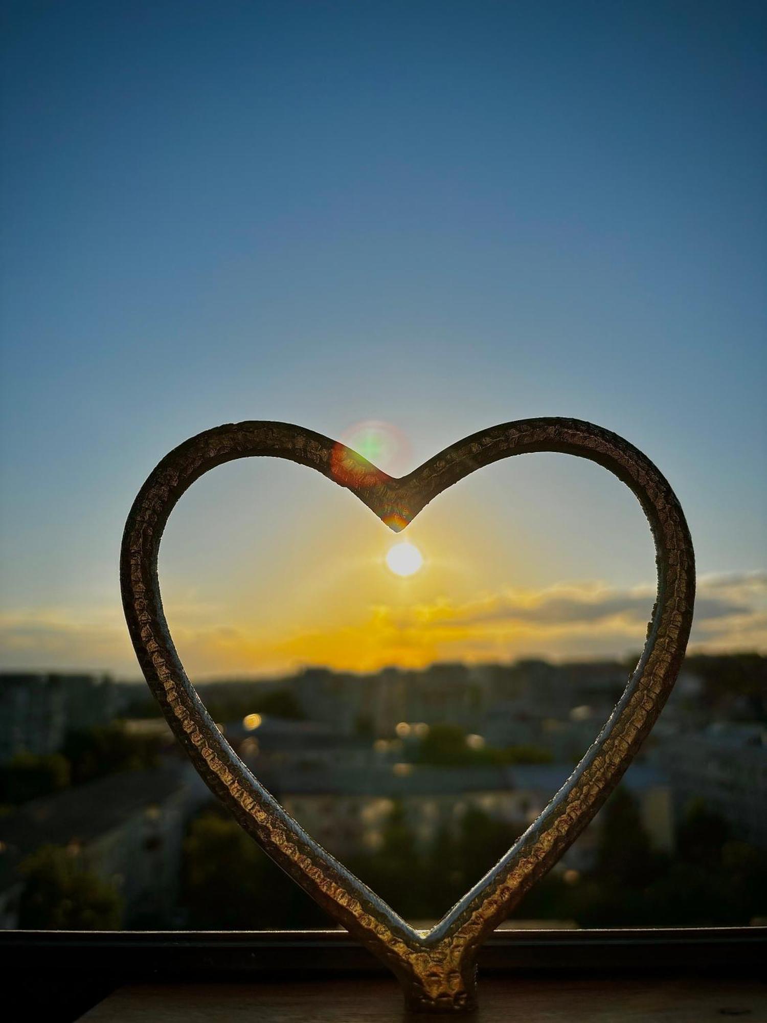 Taste Of Iasi - Two Room Apartment - Central - Sunset Touch Esterno foto